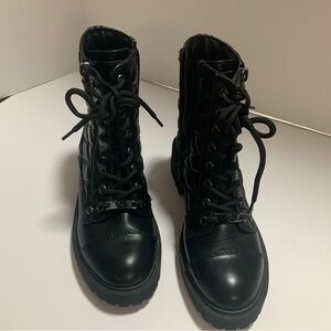 GBG Los Angeles combat boots NWOT